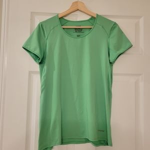 Patagonia Activewear Green Stretch T-shirt, Size L
